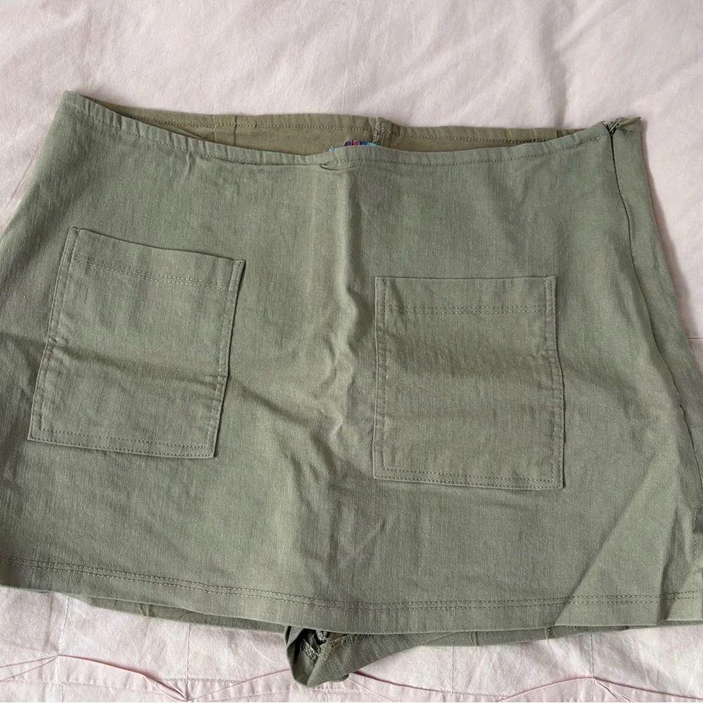 Urban Outfitters Mini Tan Skort - Picture 1 of 4